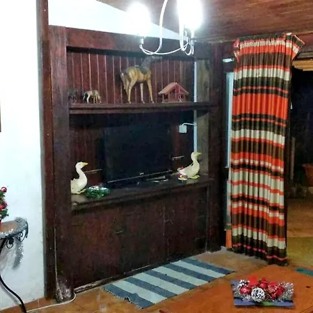 Prázdninový dům House With 3 Bedrooms In With Wonderful Mountain View Terrace And Wifi 3 Km From The Beach *