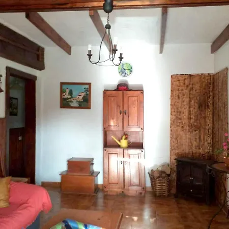 Prázdninový dům House With 3 Bedrooms In With Wonderful Mountain View Terrace And Wifi 3 Km From The Beach