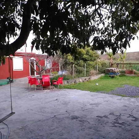 Prázdninový dům House With 3 Bedrooms In With Wonderful Mountain View Terrace And Wifi 3 Km From The Beach