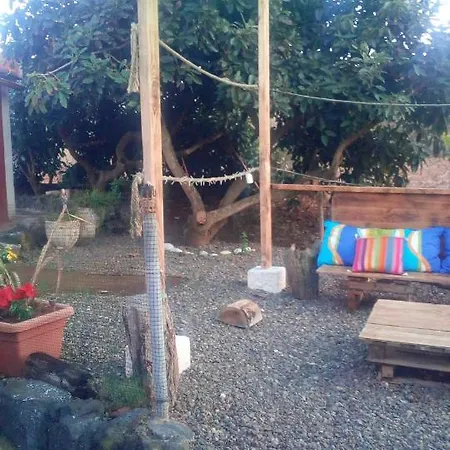 House With 3 Bedrooms In With Wonderful Mountain View Terrace And Wifi 3 Km From The Beach La Laguna (Tenerife)